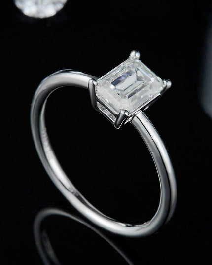 Elegant 1 Carat Platinum-Plated Lab-Diamond Sterling Silver Ring