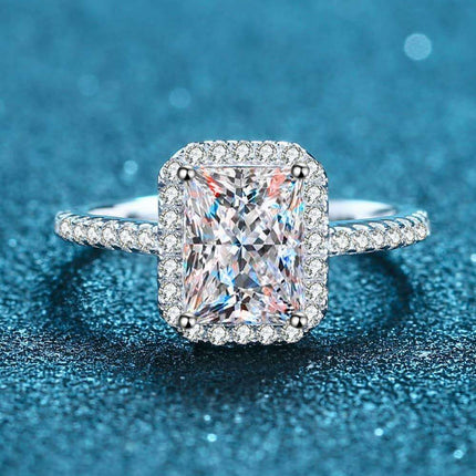 Elegant 2 Carat Moissanite and Zircon Silver Ring - Luxury Edition