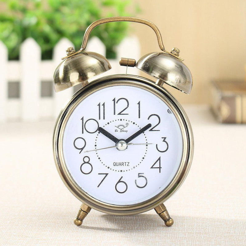 Elegant Retro Silent Double Bell Quartz Alarm Clock with Classic Charm