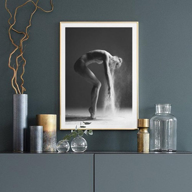 Sophisticated Monochrome Ballerina Canvas Art - Timeless Elegance