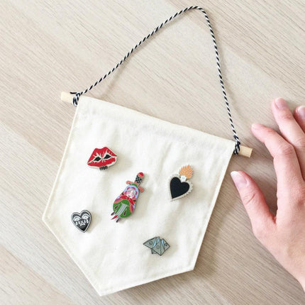 Kids Badge and Brooch Display Rack with Wooden Hanger