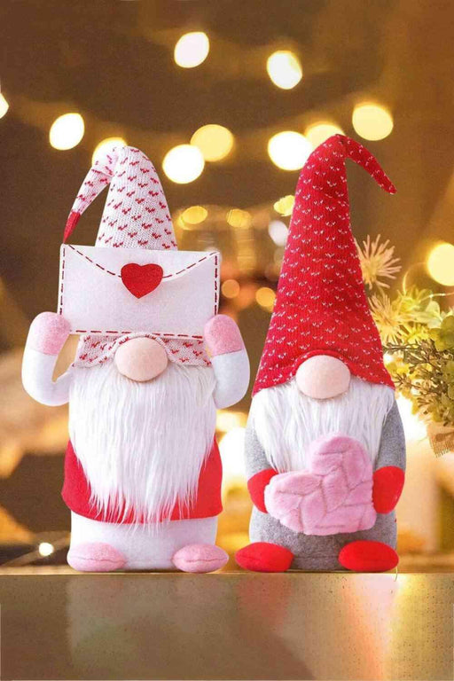 Heartwarming Mother's Day Faceless Gnome Decoration