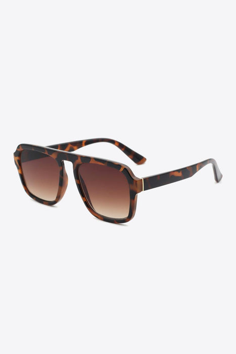 Trendy Tortoiseshell Square Sunglasses with Polycarbonate Frame