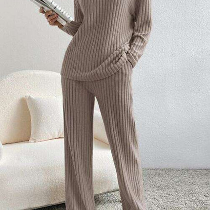 Chic Ribbed V-Neck Lounge Set - Ultimate Comfort Attire