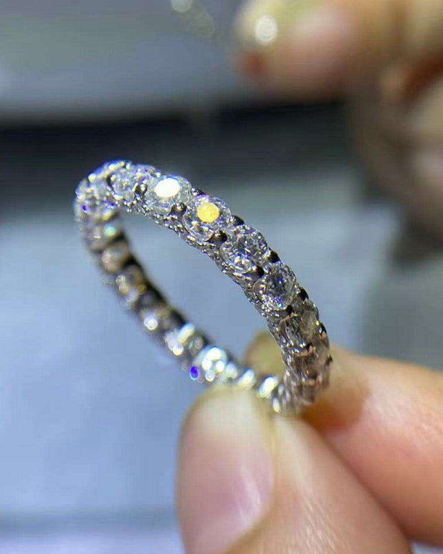 Sleek Platinum-Finished Moissanite Ring - Timeless Elegance