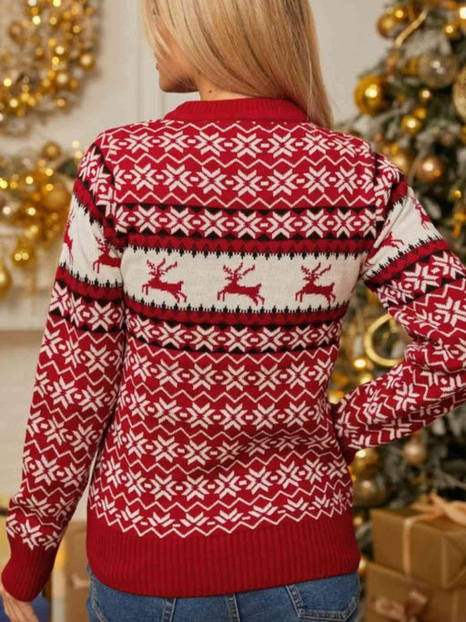 Winter Wonderland Reindeer and Snowflake Pattern Sweater