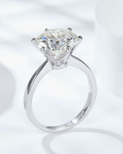 Luxurious 5 Carat Moissanite Solitaire Ring in Platinum-Plated Sterling Silver - A Classic Statement of Elegance