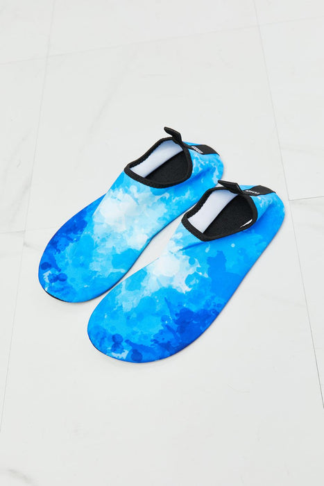 Blue Shore Water Shoes: Essential Footwear for Water Enthusiasts by MMShoes