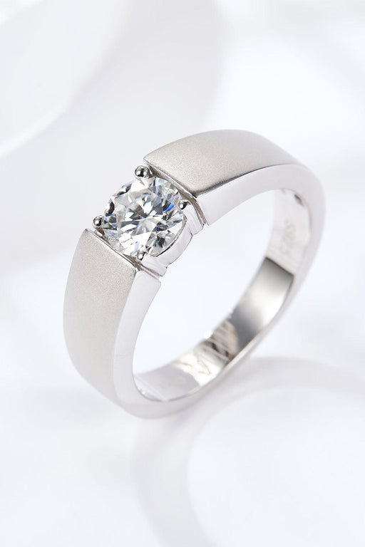 Elegant 1 Carat Lab-Grown Diamond Ring Set in Sterling Silver - Timeless Sophistication and Luxury