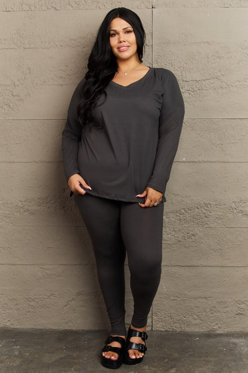 Cloud Nine Cozy Lounge Set with V-Neck Top and Leggings for Ultimate Comfort