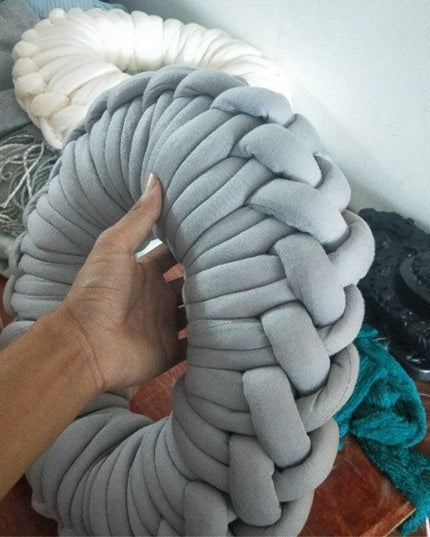 Handcrafted Nordic Style Yarn Cushion - Luxurious Comfort for Modern Interiors