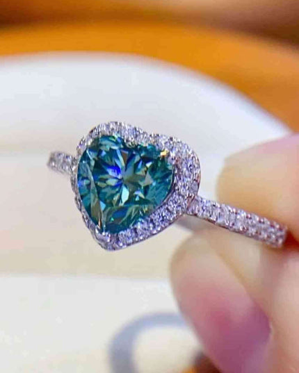 Eternal Elegance Heart-Shaped Moissanite Ring with Sparkling Zircon Accents in Platinum-Plated Silver