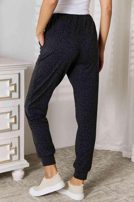 Leopard Print Joggers: Trendy and Functional Casual Bottoms