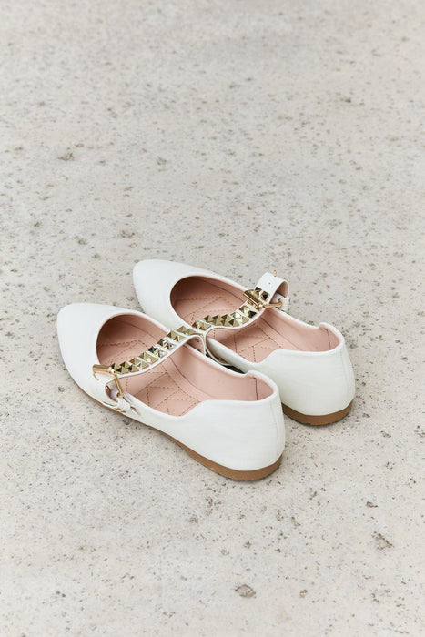 Urban Chic Studded Ballet Flats for Effortless Style