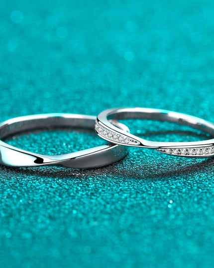 Elegant Sterling Silver Ring with Lab-Diamond Accent - Timeless Sophistication