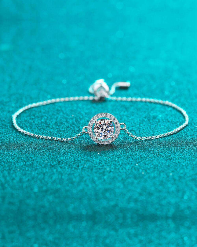 Stunning 1 Carat Moissanite Silver Bracelet for Glamorous Elegance