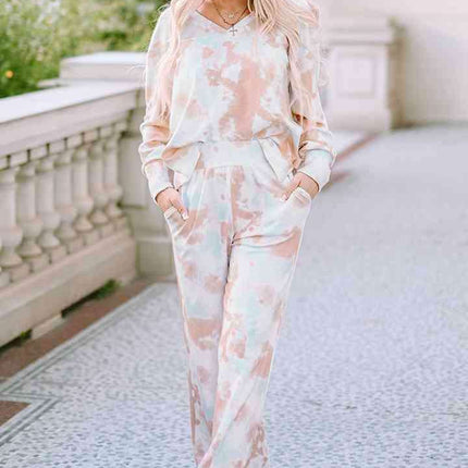 Chic Comfort: Stylish Printed Lounge Ensemble with Long Sleeve Top and Flowy Pants