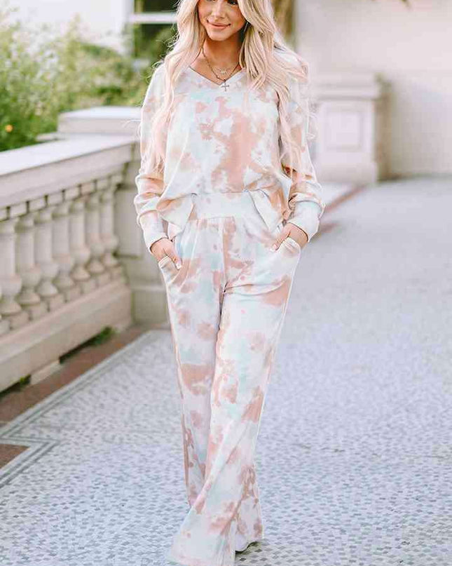 Chic Comfort: Stylish Printed Lounge Ensemble with Long Sleeve Top and Flowy Pants