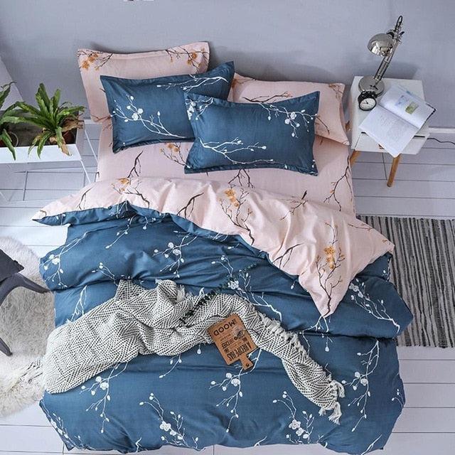 Luxurious Modern Print Polyester/Cotton Bedding Set - 4 Piece Comfort Ensemble