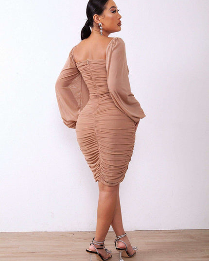 Chic Square Neck Ruched Bodycon Dress with Elegant Zip-Back