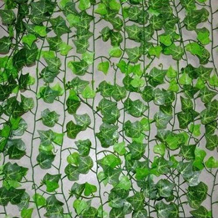 Lifelike Green Ivy Vine Garland: Year-Round Decor for Indoor and Outdoor Spaces