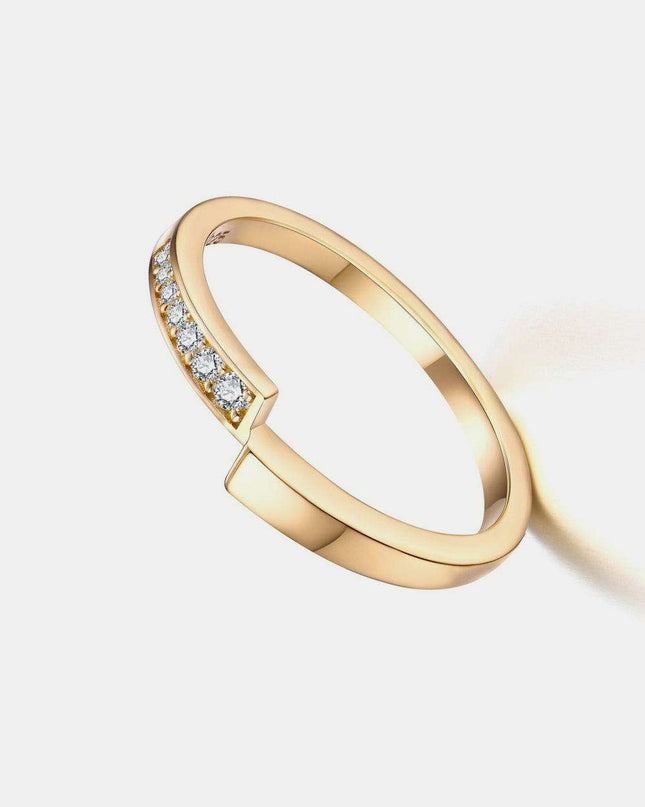 Timeless Elegance: 925 Sterling Silver Moissanite Ring for Modern Sophistication