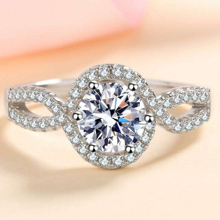 Modern Elegance: Sterling Silver Moissanite Ring
