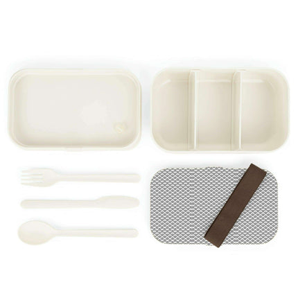 Elegant Wooden-Lidded Bento Box for Gourmet On-the-Go Meals
