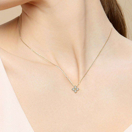 Elegant Clover Pendant Necklace with Lab-Diamonds in Platinum and Gold Finish