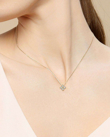 Elegant Clover Pendant Necklace with Lab-Diamonds in Platinum and Gold Finish