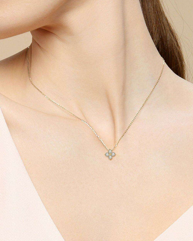 Elegant Clover Pendant Necklace with Lab-Diamonds in Platinum and Gold Finish