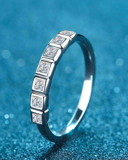 Radiant Minimalist Moissanite Silver Ring - Elegant Lab-Grown Diamond Jewelry