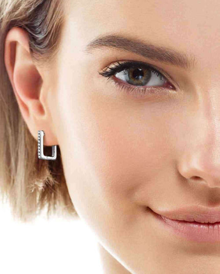 Stylish Moissanite Geometric Earrings: Timeless Sophistication for Any Event
