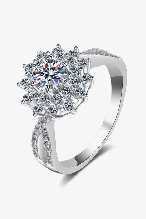 Enchanting Lab-Diamond Flower-Shape Split Shank Ring