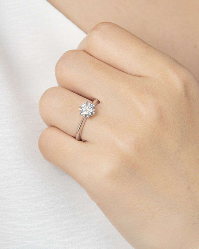 Sophisticated Platinum Lab Diamond Ring: Elegant 1 Carat Sparkler