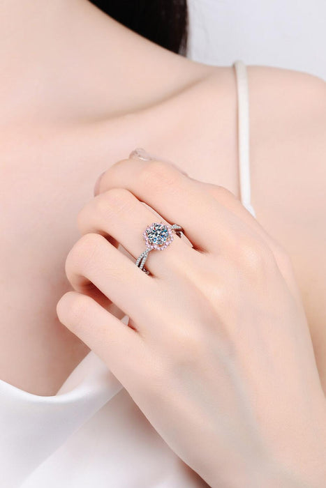 Floral Moissanite Crisscross Ring with Lab-Diamond Accent - Exquisite Elegance