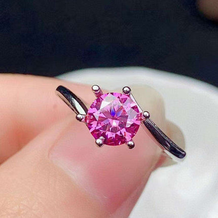 Radiant Lab-Diamond Elegance Ring: A Stunning Showcase of Luxury