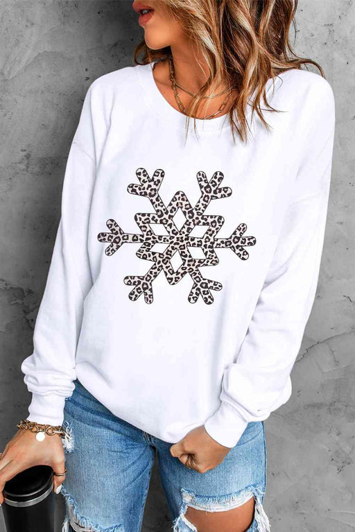 Winter Wonderland Snowflake Print Oversized Sweatshirt