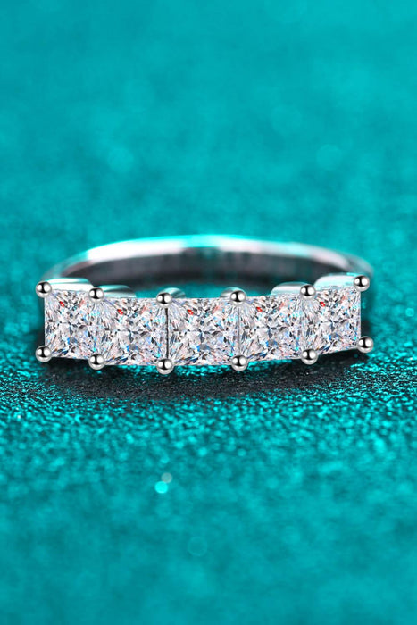 Elegant 2 Carat Lab-Diamond Rhodium-Plated Ring - Timeless Symbol of Love and Sophistication
