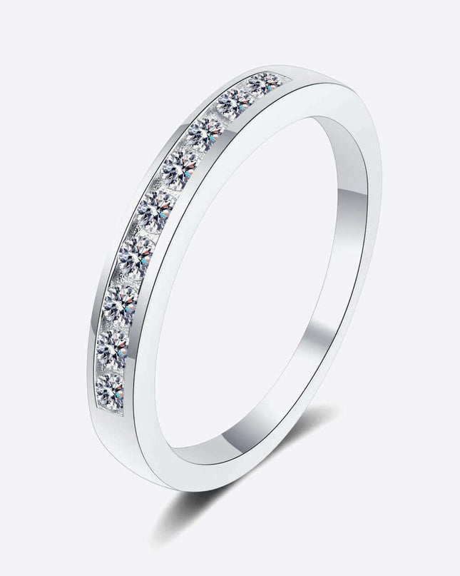 Sleek Moissanite Silver Ring - Chic Minimalist Design