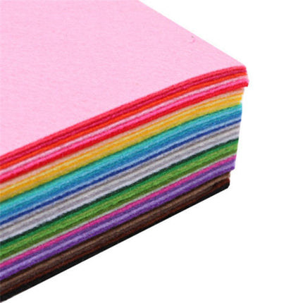 Colorful 40-Piece Nonwoven Felt Craft Kit for Creative DIY Endeavors