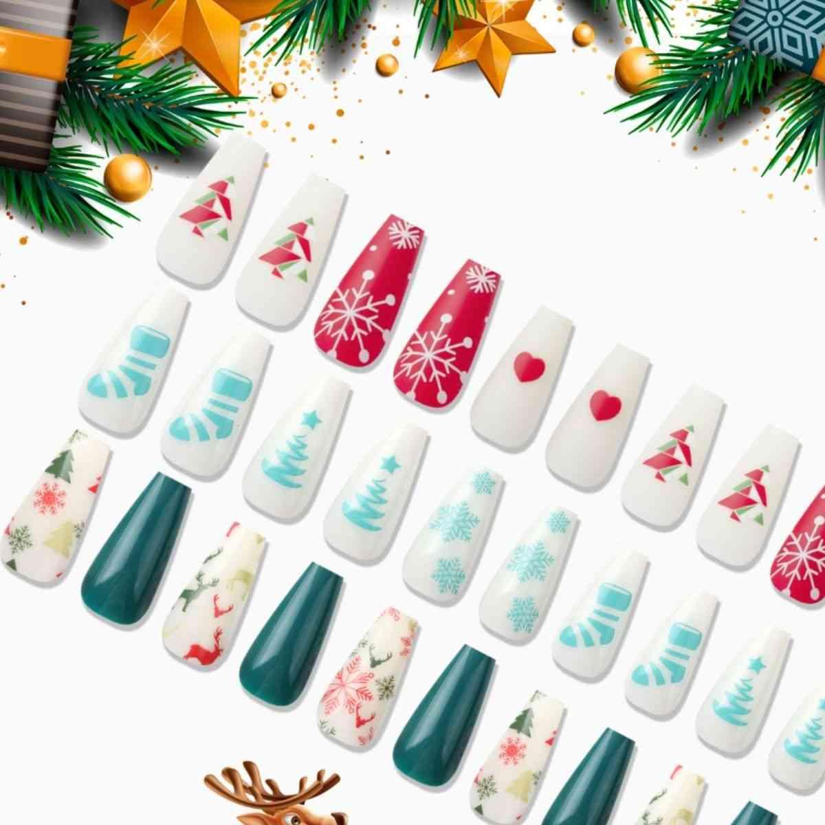 Festive 72-Piece Christmas Nail Set for Elevated Holiday Glam