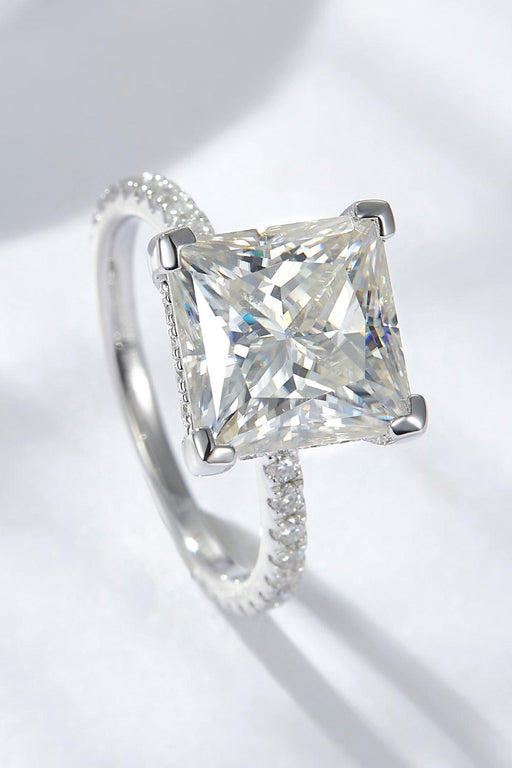 Elegant 5.52 Carat Sterling Silver Lab-Diamond Ring with Platinum-Plating
