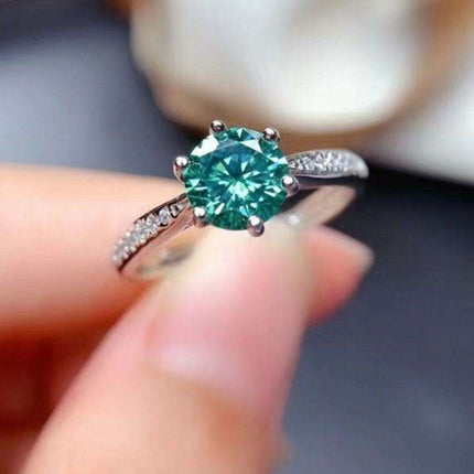 Sustainable Elegance: Lab Grown Green Diamond Ring in Sterling Silver