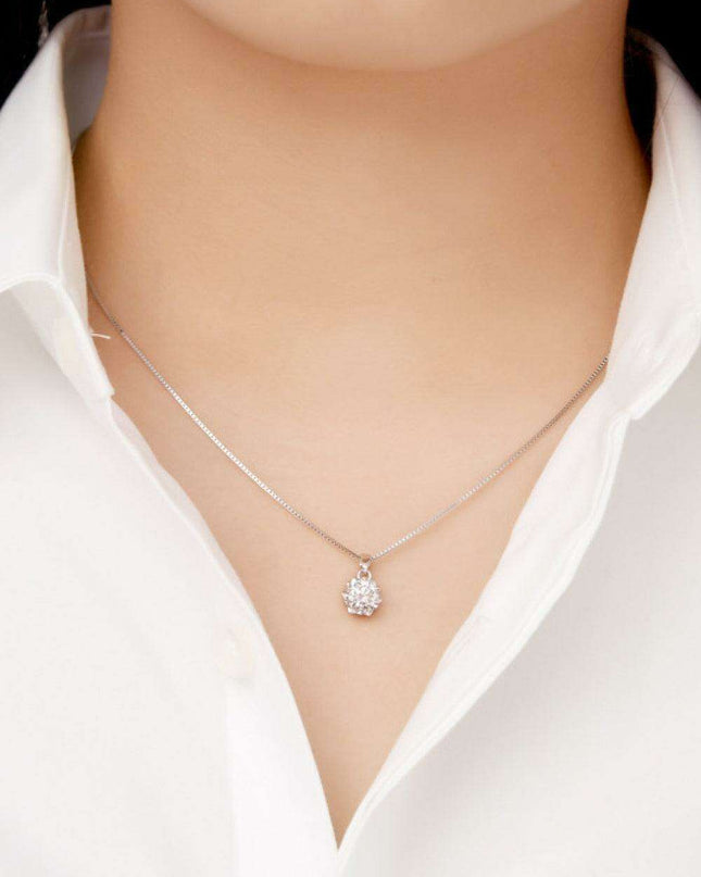 Elegant Moissanite Pendant Necklace in Platinum - A Luxurious Statement Piece