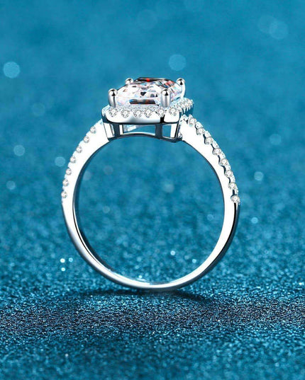 Elegant 2 Carat Moissanite and Zircon Silver Ring - Luxury Edition