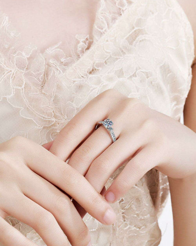 Elegant Minimalist Lab-Grown Diamond Silver Ring with Sparkling Zircon Accents