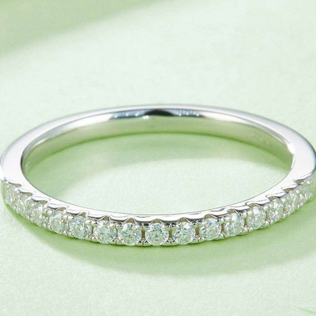 Radiant Moissanite and Platinum Ring: A Sterling Silver Masterpiece of Timeless Elegance