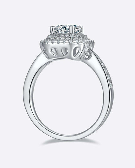 Elegant 1 Carat Moissanite and Zircon Sterling Silver Ring - A Luxurious Fashion Statement