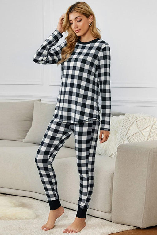 Cozy Tartan Lounge Set with T-Shirt and Trousers
